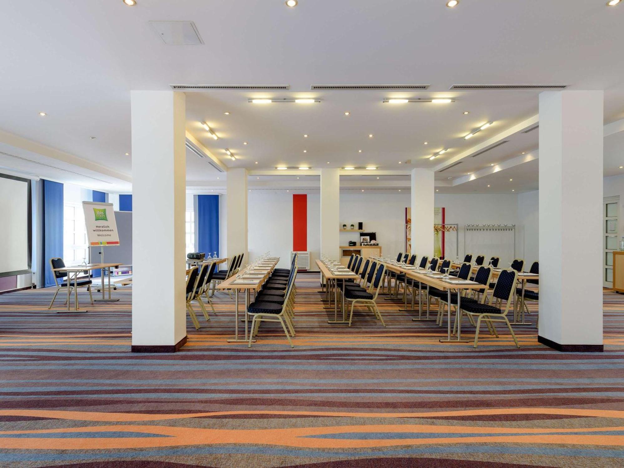 Ibis Styles Leipzig Hotel Radefeld Bagian luar foto